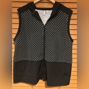 Cato active Black Vest with White Polka Dot Panel size 18/20